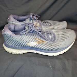 Brooks Women's Size 12